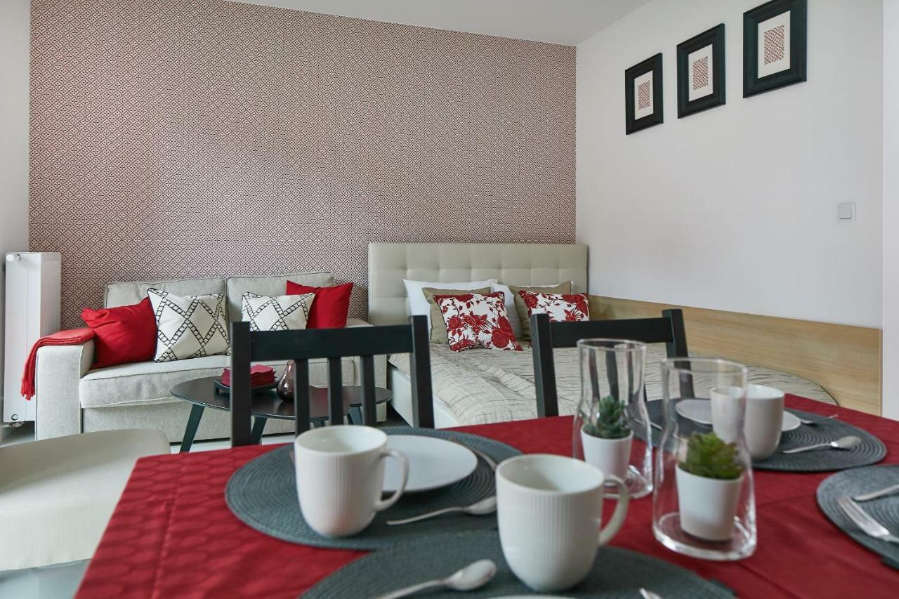 Praga Elegant Studio وارسو المظهر الخارجي الصورة